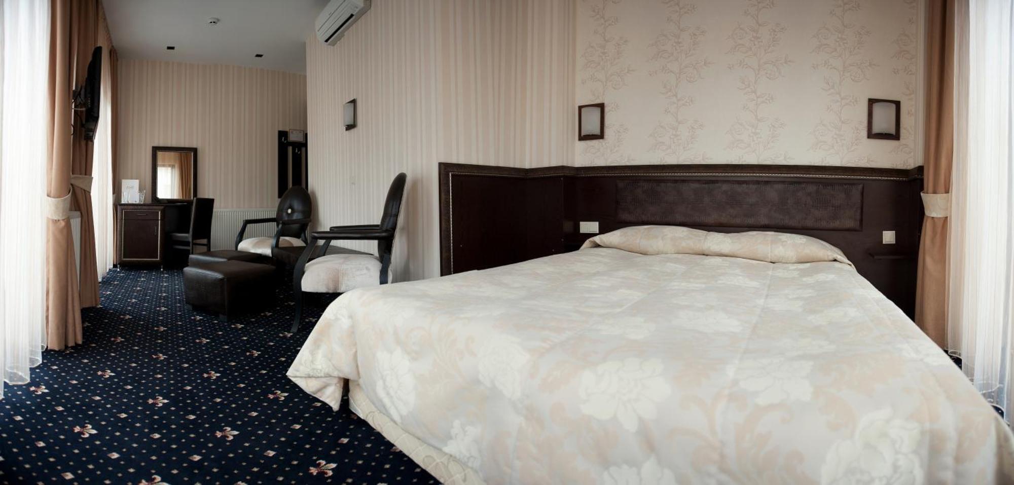 Hotel Victoria Panagyurishte Extérieur photo
