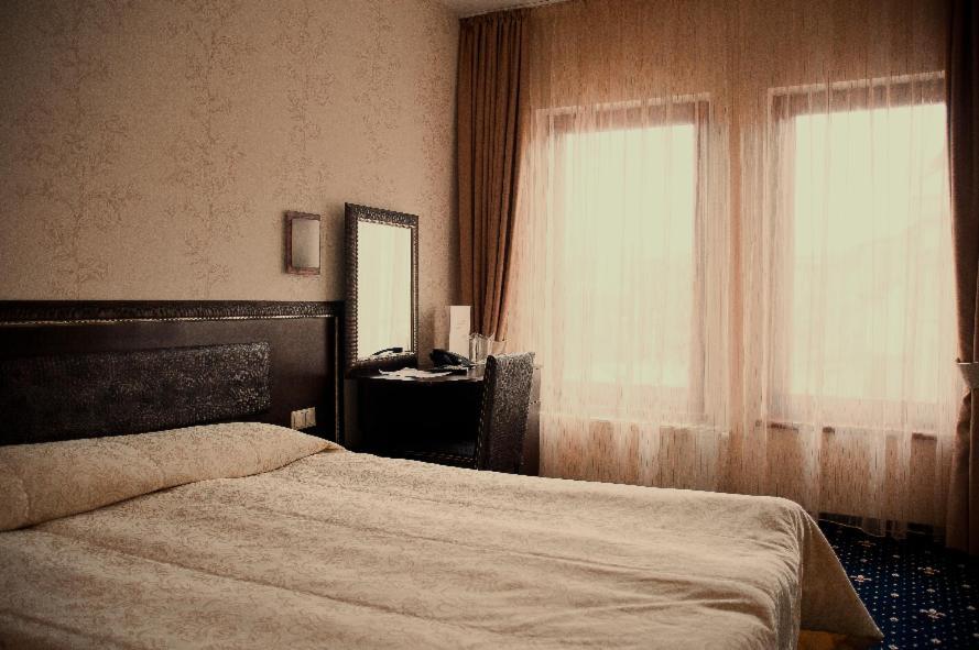 Hotel Victoria Panagyurishte Extérieur photo